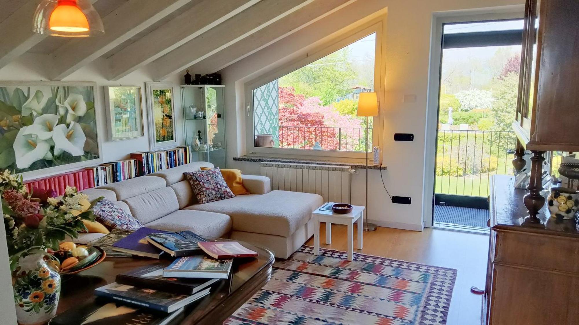 La Collina Since 2008 No Smoking B&B Varese Eksteriør bilde