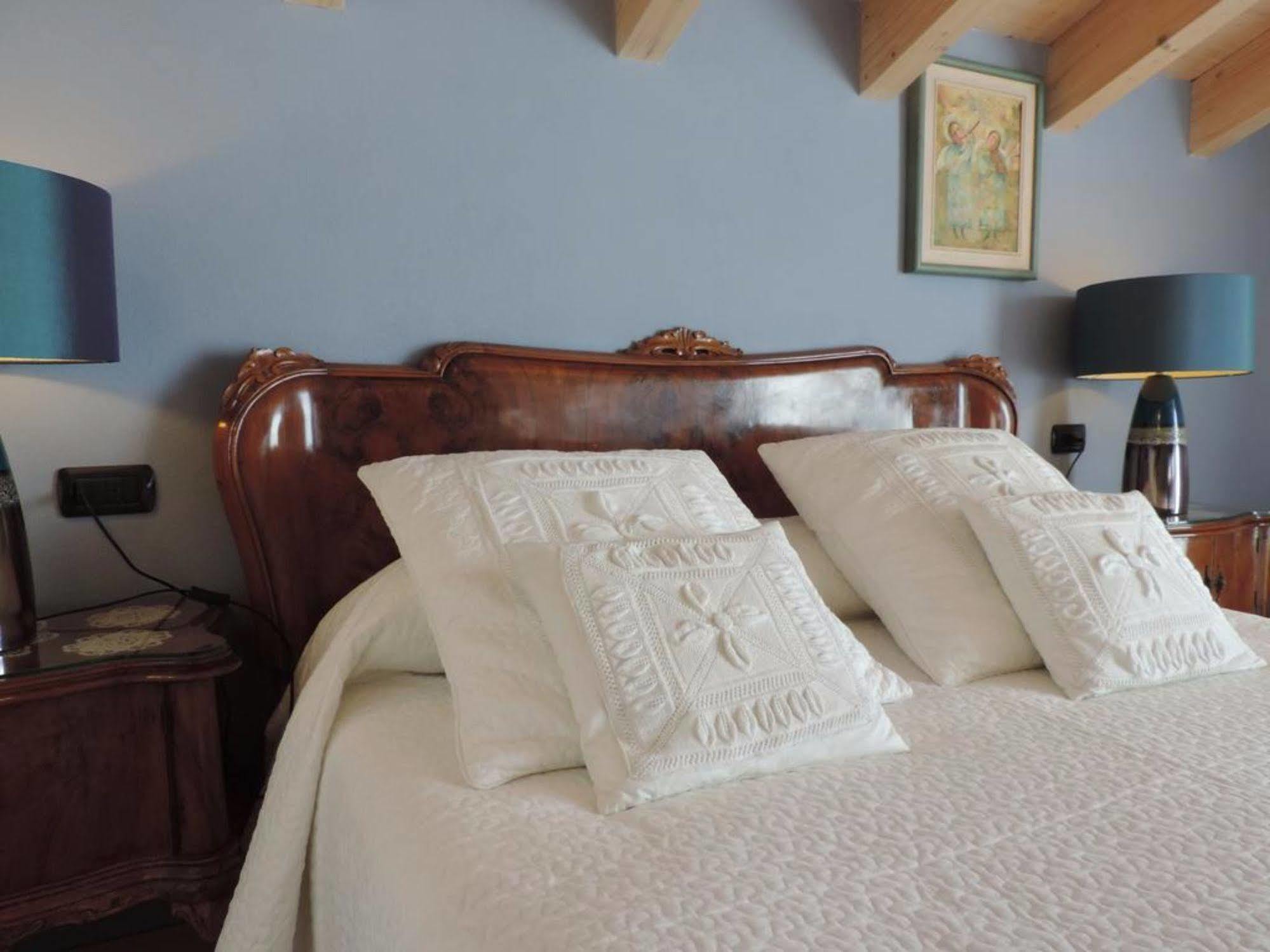 La Collina Since 2008 No Smoking B&B Varese Eksteriør bilde